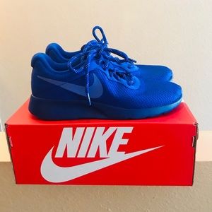 Nike -Size 7.5.  Purplish blue color